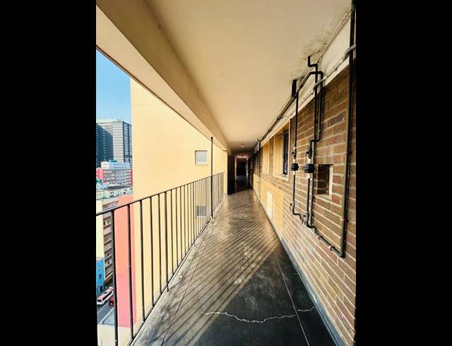 1 BEDROOM APARTMENT FOR SALE IN DURBAN CBD